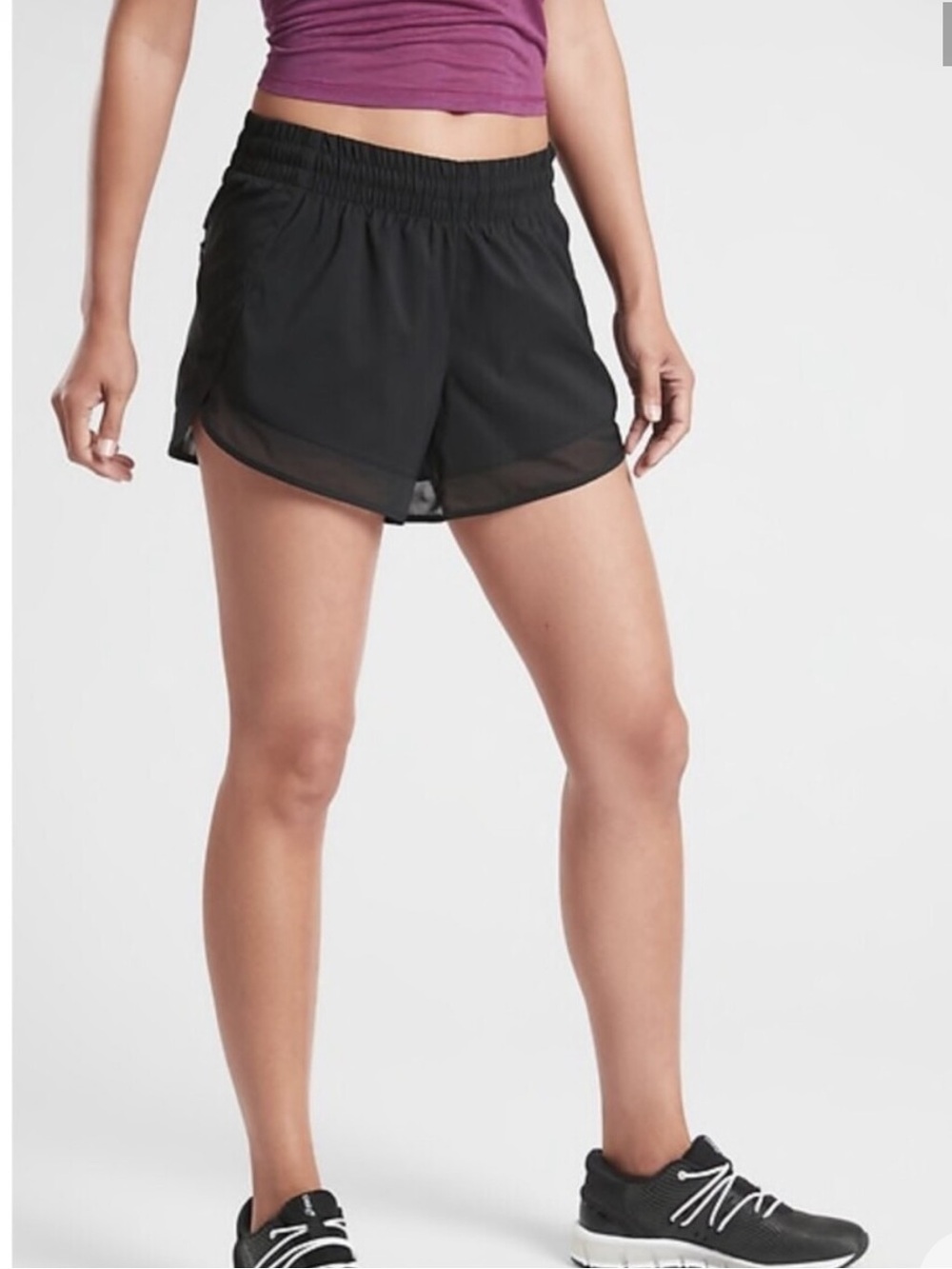 Athleta Mesh Racer Run Shorts 4” Black Size XL NWT